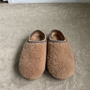 Ugg Tasman Curly Cozy Tan Fleece Slippers
